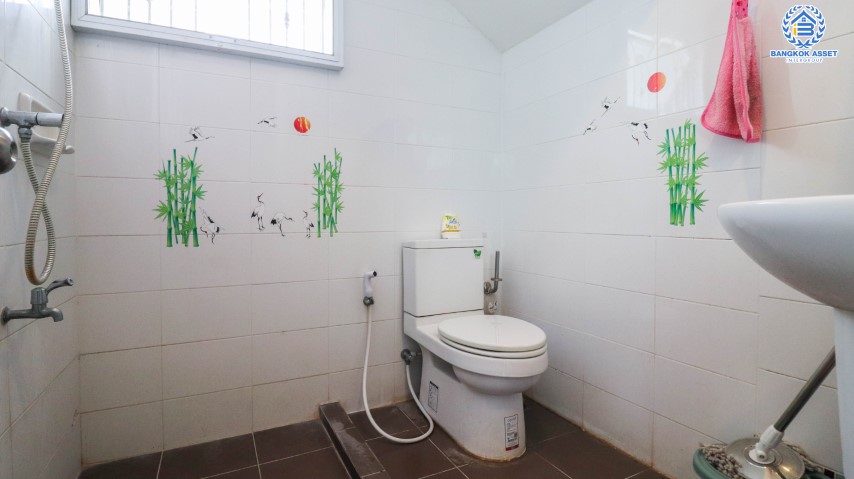 *****บ้านแฝดมือสองนนทบุรี ม.เพอร์เฟคพาร์ค บางบัวทอง จากแบรนด์ Property Perfect เนื้อที่ 36.70 ตร.ว. ฟังก์ชัน 3 ห้องนอน 2 ห้องน้ำ ต่อเติมครบครัน พร้อมอยู่ โดดเด่น มีสไตล์เป็นของตัวเอง ใกล้รถไฟฟ้าสายสีม่วง "สถานีคลองบางไผ่" และทางด่วนกาญจนาภิเษก